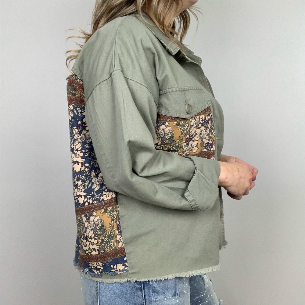 Field Of Flowers Utility Jacket S M Green - Picture 3 of 7